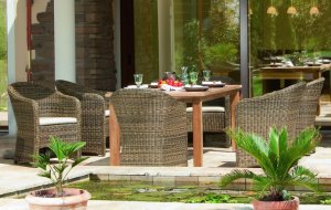 moderne und preiswerte Gartenm&ouml;bel