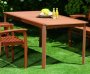 Gartentisch aus Hartholz (Massivholz)
