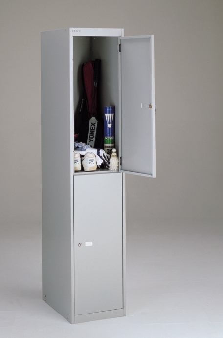 Aufbewahrungs- und Kleiderspind