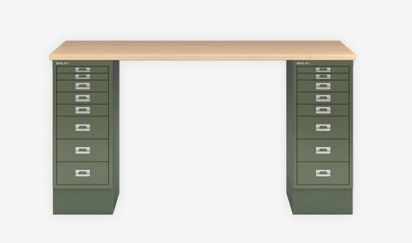 kleiner Heimbüro-Schreibtisch mit massiver Holztischplatte in Eiche-Dekor
auf zwei Schreibtischcontainer