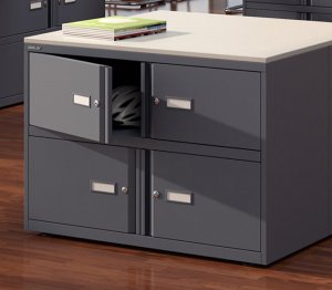 kleiner Schließfach-Stahlschrank 4 Schließfächern einzeln abschließbar