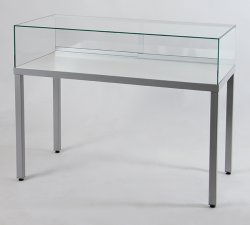hochwertige Tischvitrine mit abschließbaren Schiebetüren aus bruchfestem Sicherheitsglas UV-verklebt
