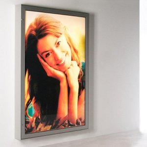witterungsbeständige City Light Poster-Vitrine vollflächige Plakat-Hinterleuchtung mit LED-Fl?chenbeleuchtung