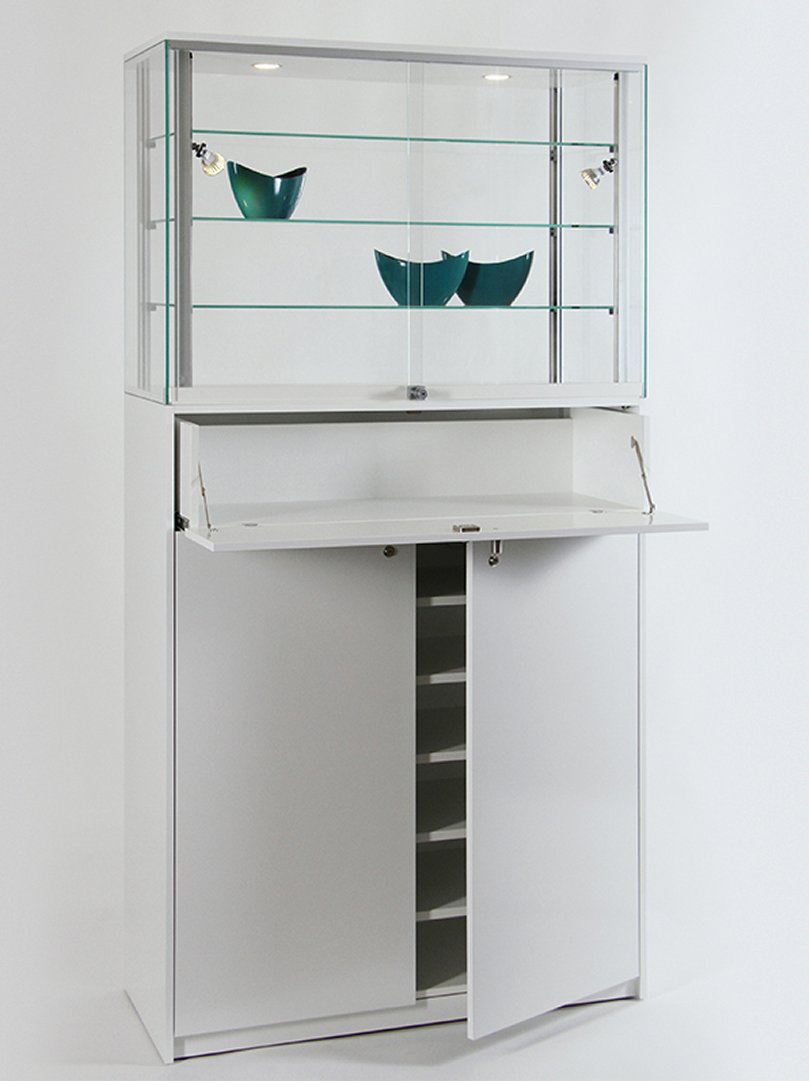 Verkaufsvitrine mit abschließbarem Vitrinenaufsatz (H = 70 cm) auf Unterschrank
