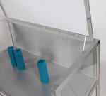 Tischvitrine mit aufklappbarem Deckel