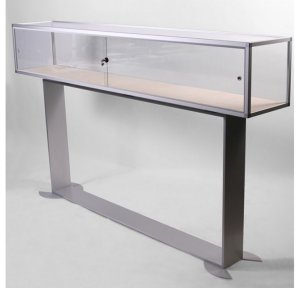 Metallsockel-Vitrine für lange Ausstellungsstücke Breite bis 250 cm