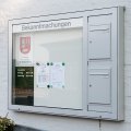 Wandschaukasten mit Briefkasten