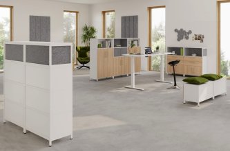 hochwertige Büromöbel mit Sichtrückwand als Raumteiler 