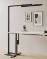 professionelle LED-Stehleuchte für das Büro