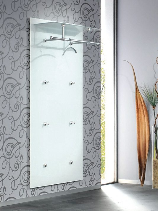 weiße Glas-Wandgarderobe aus weiß lackiertem Glas