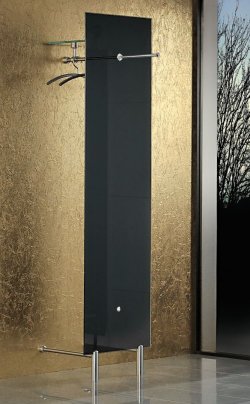 moderne Wandgarderobe mit anthrazitfarbener Glasfront