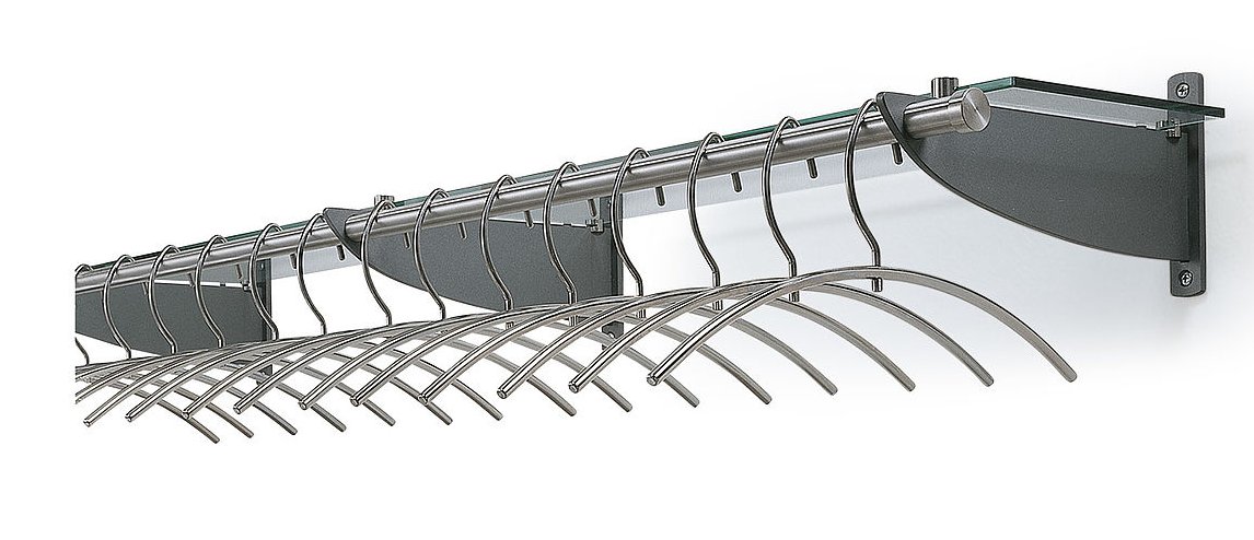 Reihengarderobe zur hochwertige Wandmontage mit Nummerierung und Hutablage