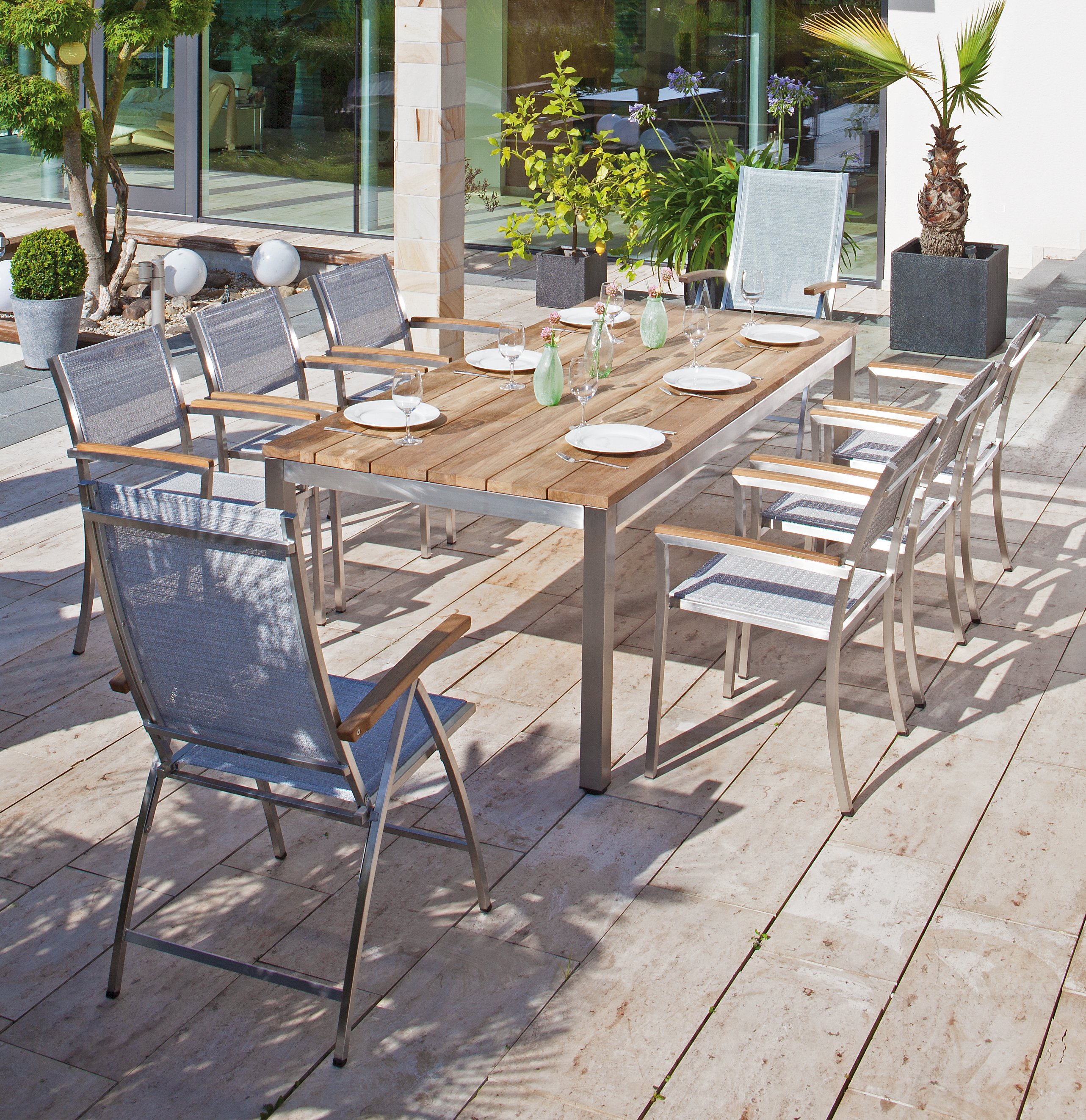 robuster Old Teak-Gartentisch von 170 cm auf 280 cm ausziehbar