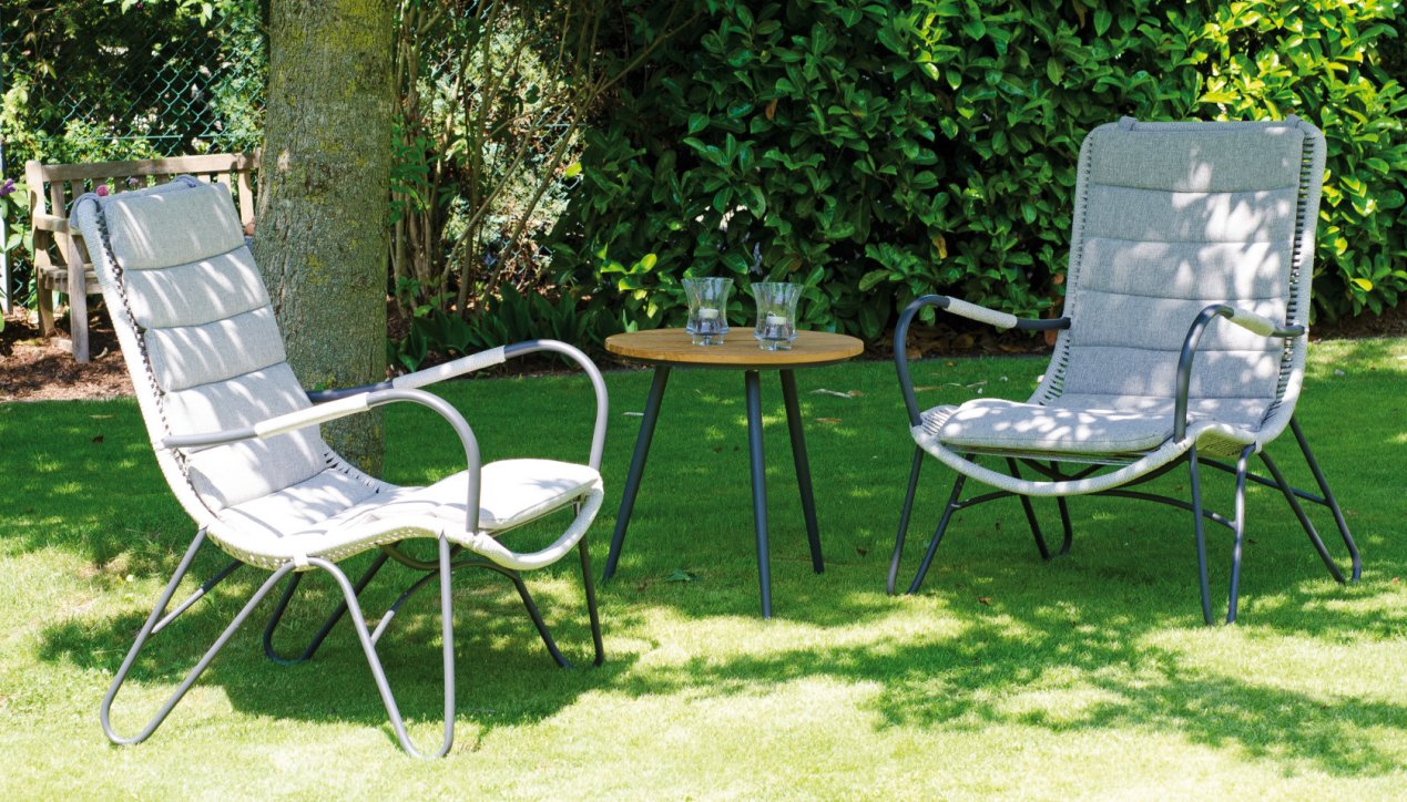 bequeme Garten-Relaxsessel im witterungsbeständigen Kunststoffgeflecht silbergrau