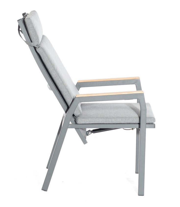 komfortabler und preiswerter Gartenstuhl mit hoher und verstellbarer Rückenlehne