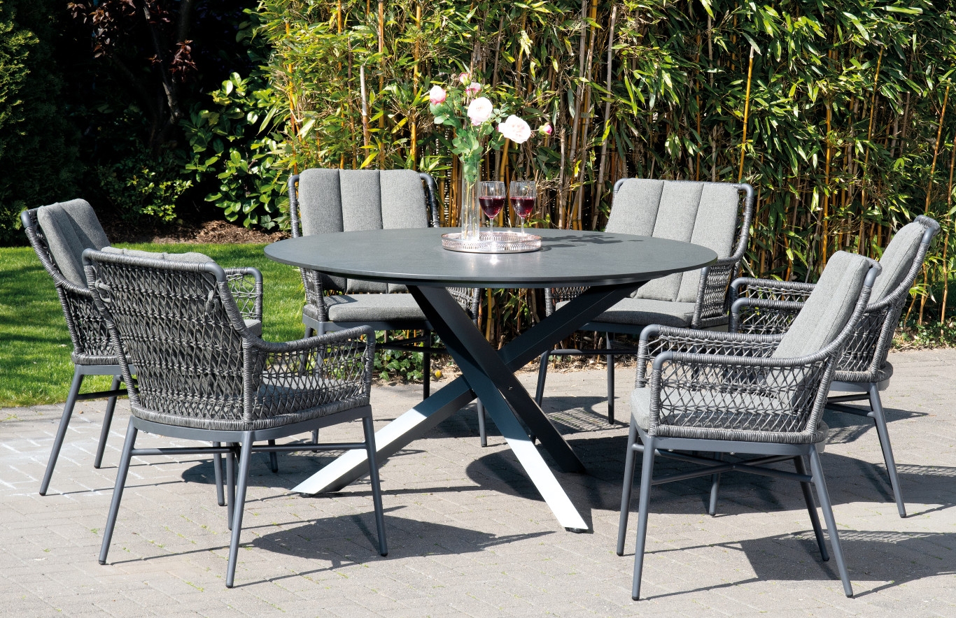 luftdurchlässige Geflecht-Gartenstühle massiv mit rundem Gartentisch