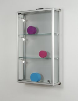 abschließbare Wandmontage-Glasvitrine mit LED-Beleuchtung