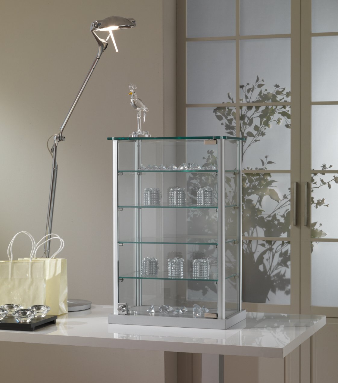 abschließbare Kleinteile-Vitrine zur Tischaufstellung