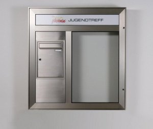 Vereins-Briefkasten mit Schaukasten Edelstahl-Briefkasten mit kleinem Schaukasten zur Wandmontage im Außenbereich