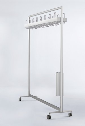 mobile Aluminium-Reihengarderobe mit Doppellaufrollen