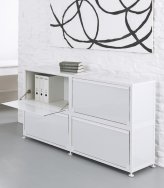 Design-Metallschrank mit Klapptüren