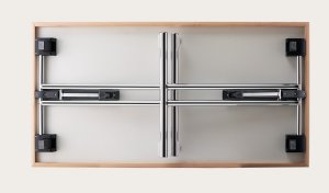 Seminartisch einklappbares Stahrohrgestell massive Metallbeschläge