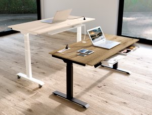 Sitz- u. Stehbürotisch mit Laufrollen