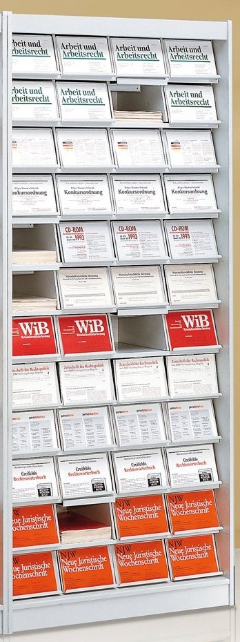 Prospektschrank mit Titelklappen