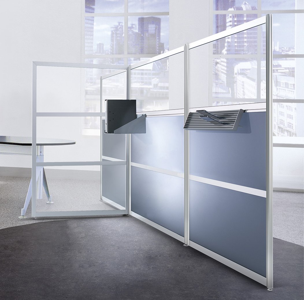 flexibler Raumteiler beliebig im Winkel erweiterbare als satinierte Glas-Stellwand