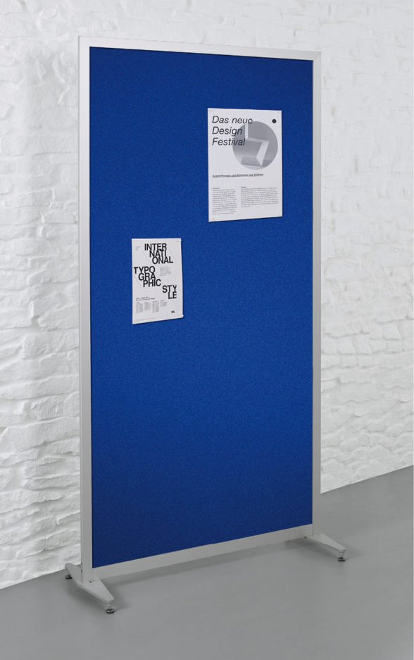 Stellwand mit Klettstoffbezug als Pinnboard und flexibler Raumteiler
