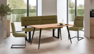 moderne Esstischbank und Freischwinger-Esstischstühle