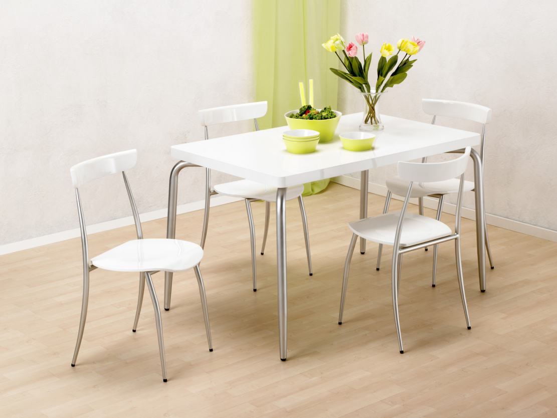 hochwertiger Küchenstuhl hochglanz weiß lackiert und stabiler