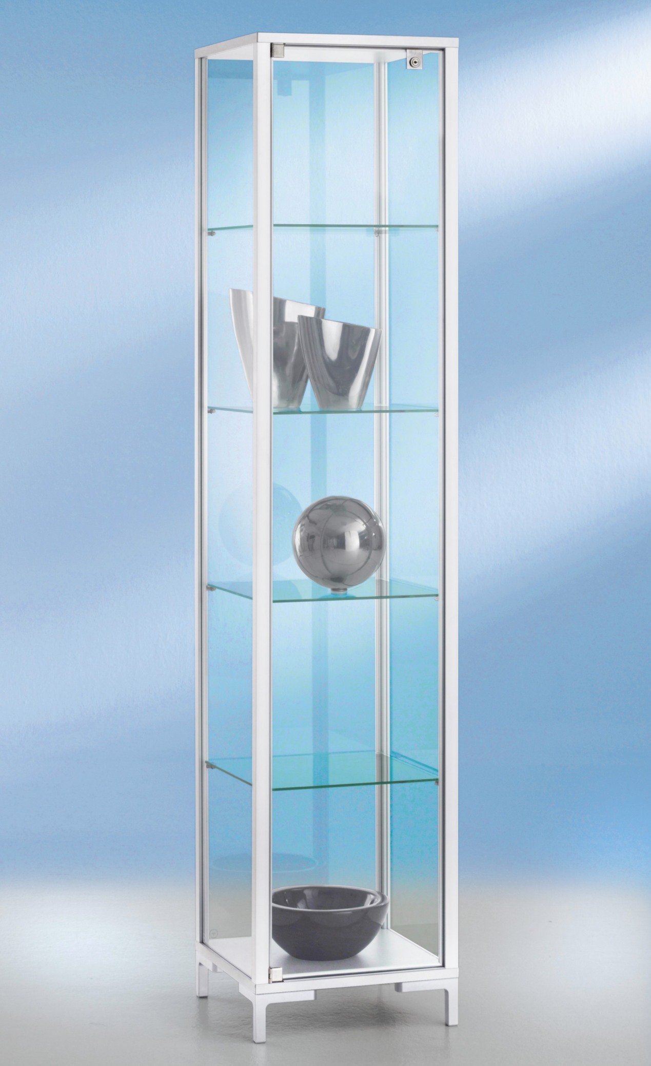 quadratische Standvitrine mit weißen Vitrinengestell