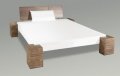 Design-Doppelbett aus Massivholz