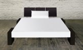 schwarzes Massivholz-Doppelbett