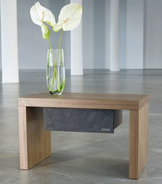 Design-Nachttisch Nussbaum Schieferoptik